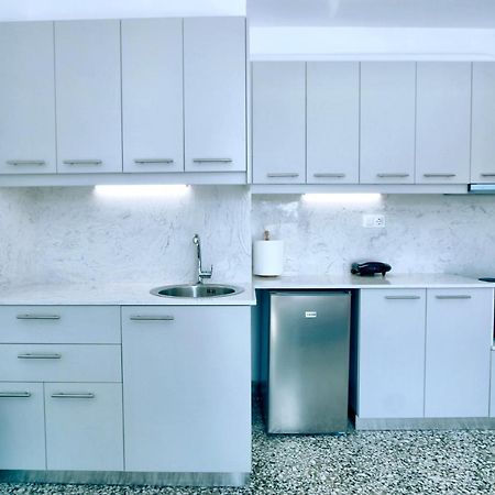 Downtown Studio Superb Location Ираклион Экстерьер фото